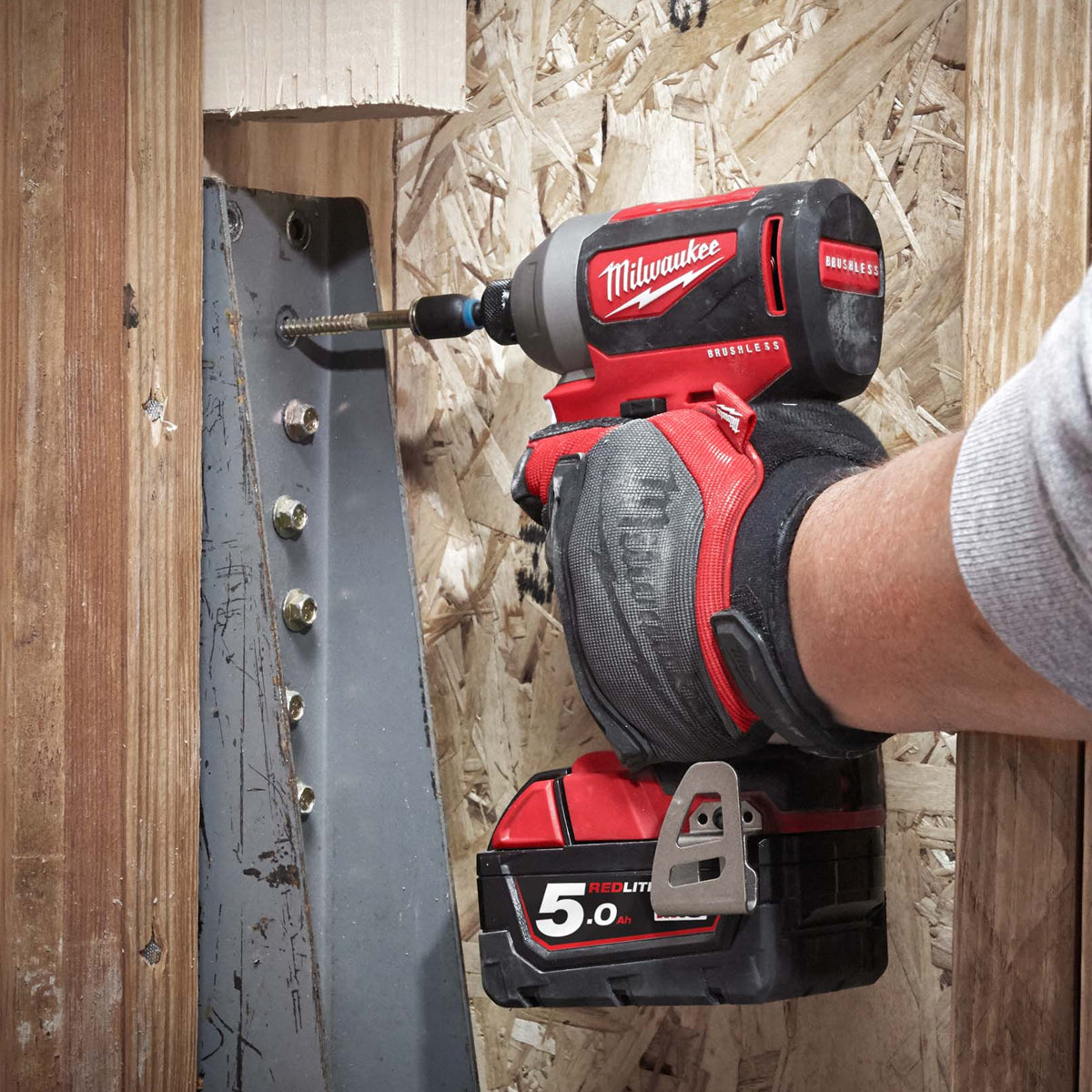 Milwaukee M18BLID2-0 1/4" Brushless Hex Impact Driver with 1 x 5.0Ah Battery Charger & Bag