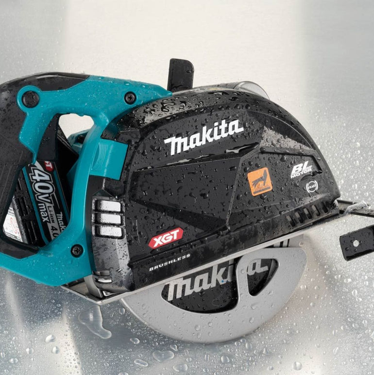 Makita CS002GZ01 40V 185mm Brushless Metal Cutter Saw with 1 x 2.5Ah Battery & Charger