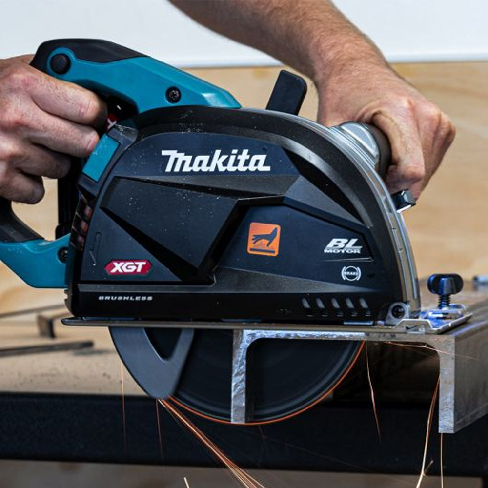 Makita CS002GZ 40Vmax XGT 185mm Cordless Metal Cutter Body Only