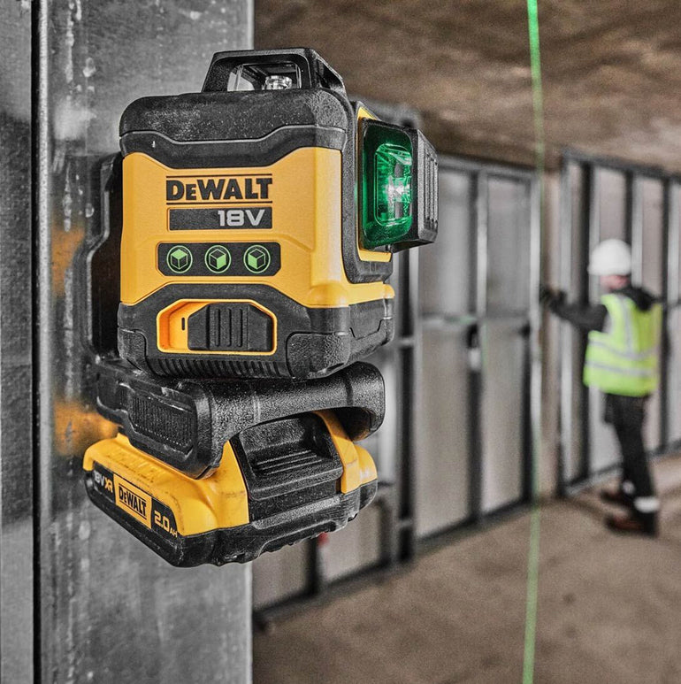 Dewalt DCLE34031D1 18V Compact 3 x 360 Green Laser with 1 x 2.0Ah Battery, Charger & Case