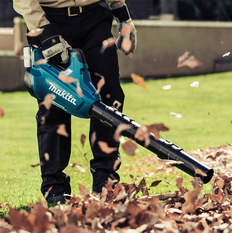 Makita DUB362PG2 36V Brushless Leaf Blower with 2 x 6.0Ah Batteries & Charger