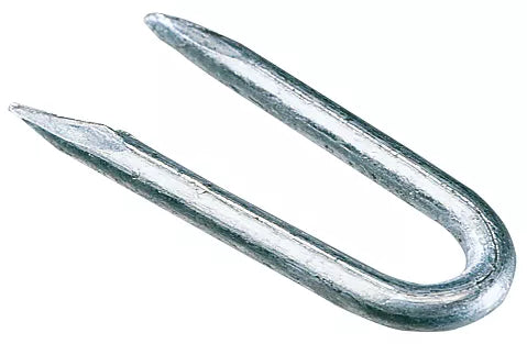 EASYFIX STAPLES GALVANISED CORROSION-RESISTANT 2.65MM X 25MM 0.5KG PACK