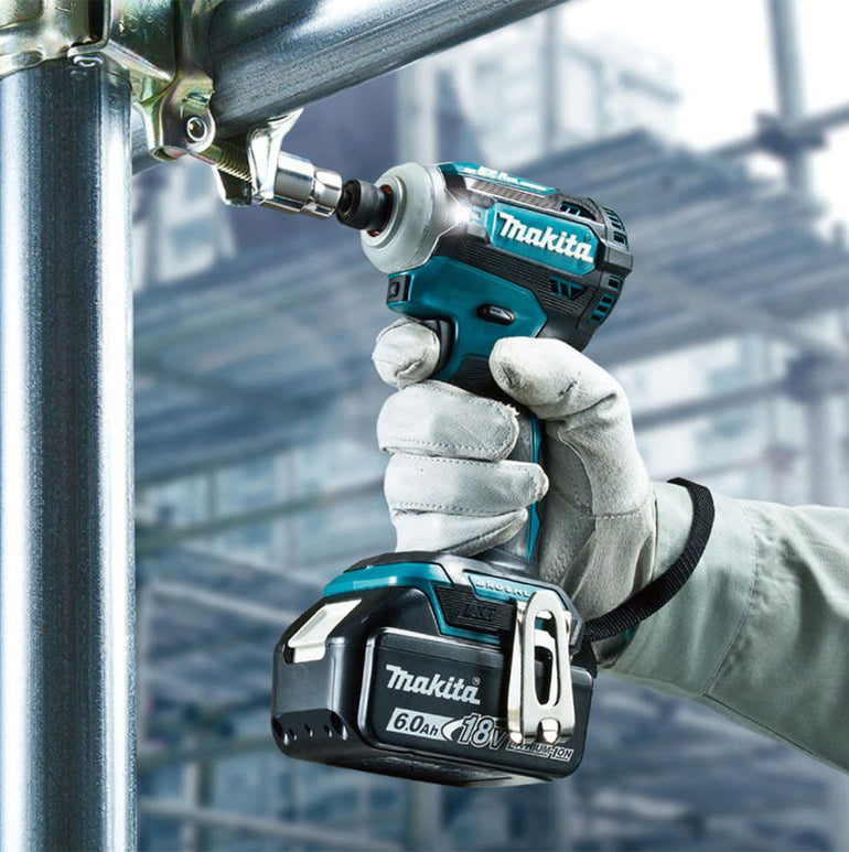 Makita DTD172Z 18V Brushless Impact Driver with 1 x 5.0Ah Battery Charger & Bag