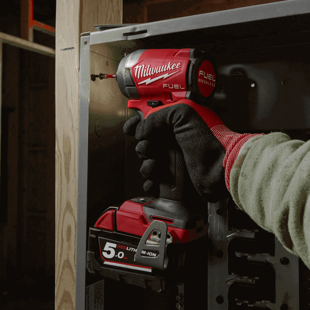 Milwaukee M18FPP2A3-502X 18V Fuel Combi Drill + Impact Driver with 2 x 5.0Ah Battery Charger & Case 4933480876