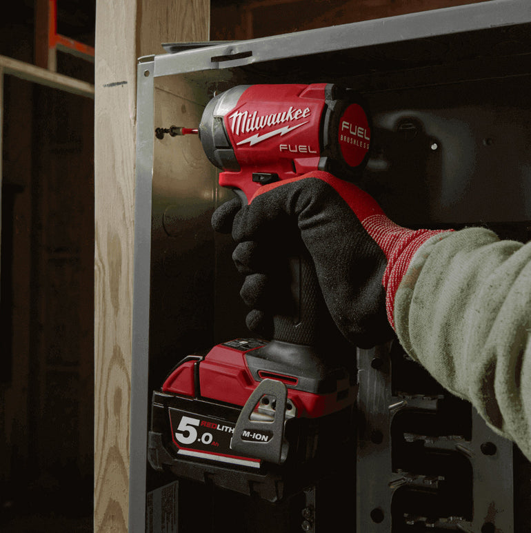 Milwaukee M18FPP2A3-502X 18V Fuel Combi Drill + Impact Driver with 2 x 5.0Ah Battery Charger & Case 4933480876