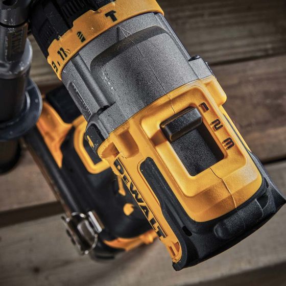 Dewalt DCD999H2T XR Brushless Combi Drill with 2x 5.0Ah Batteries & Charger 18V