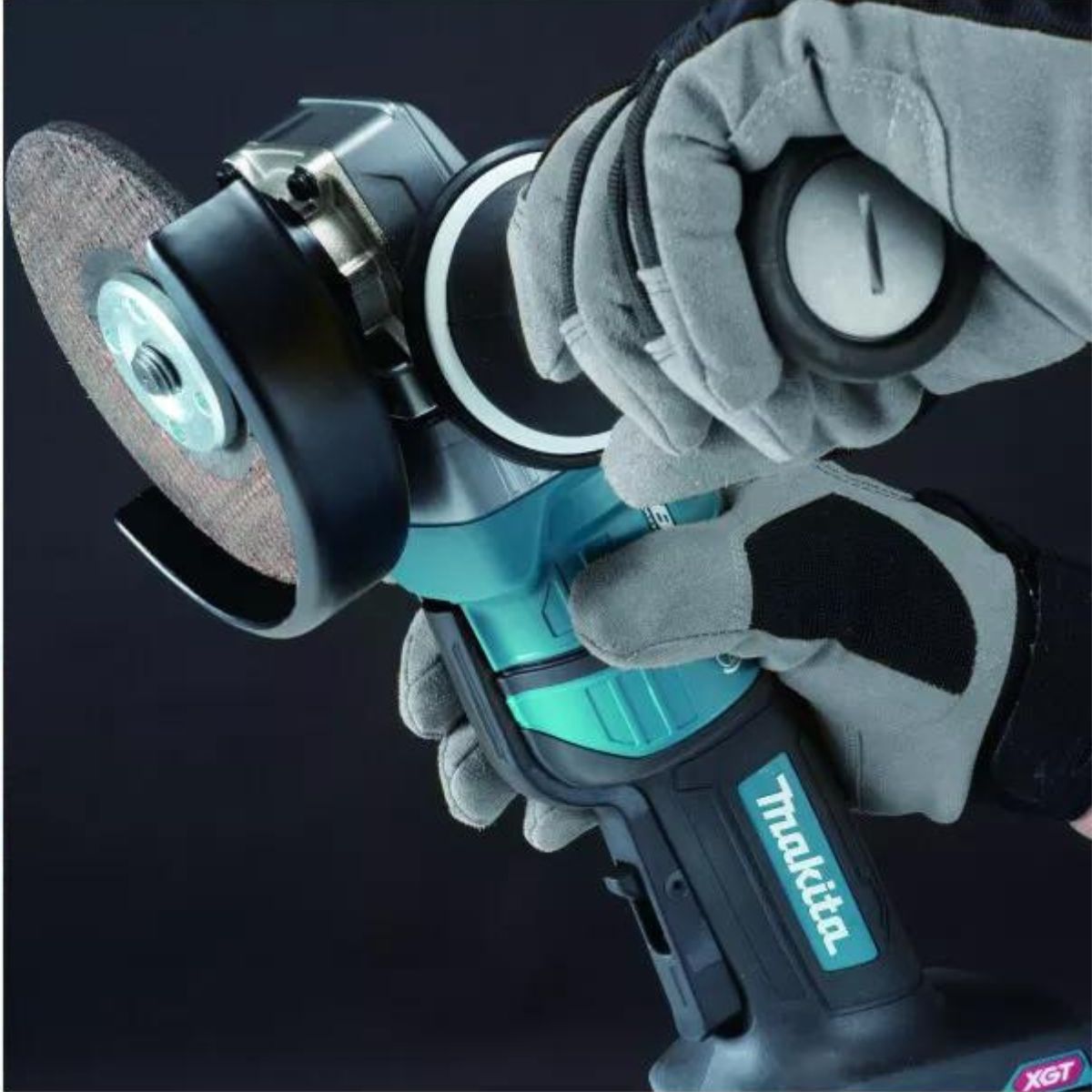 Makita GA050GZ01 40Vmax XGT Brushless 125mm/5" Angle Grinder Body Only with Case