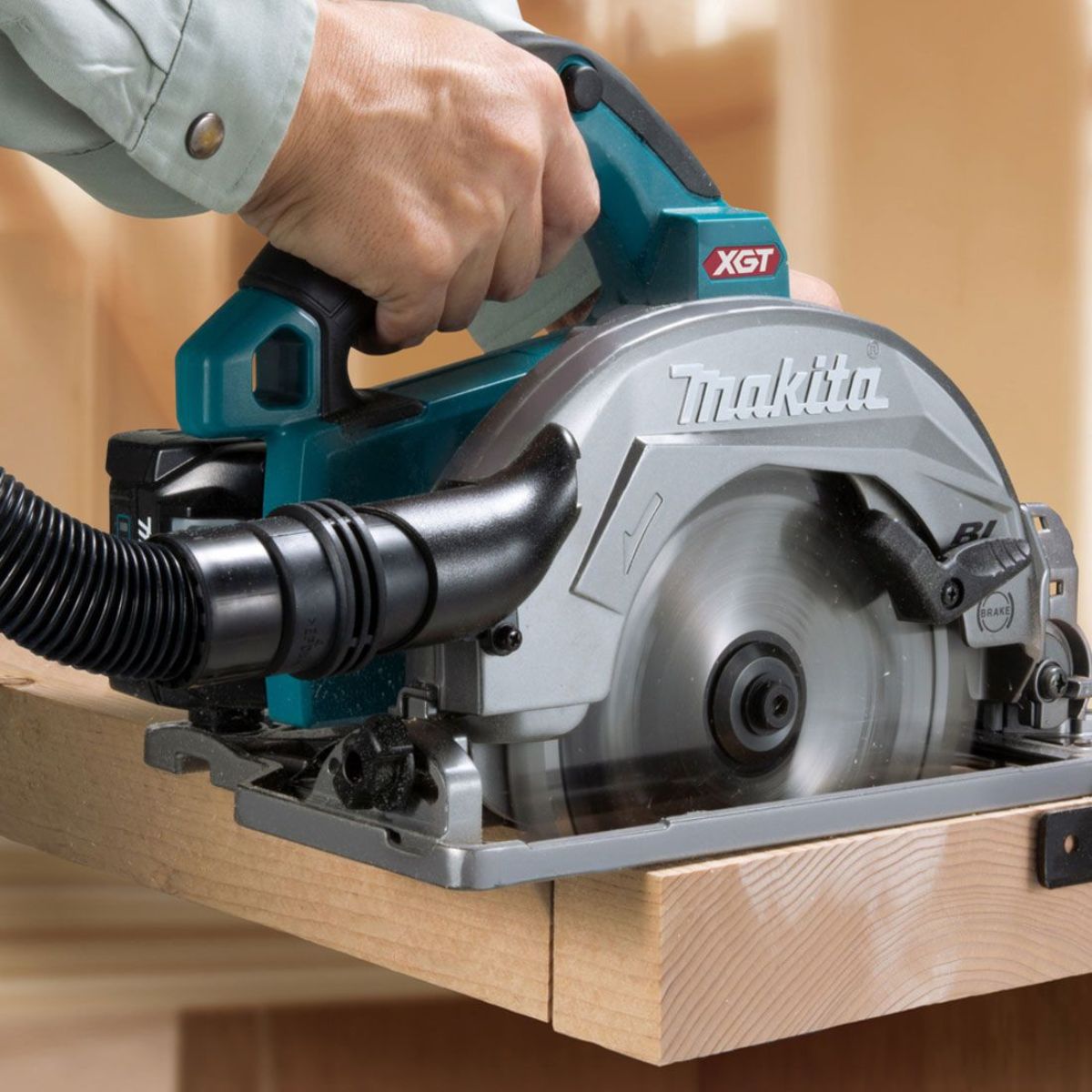 Makita HS004GZ02 40V Max XGT Brushless 190mm Circular Saw Body Only with Case