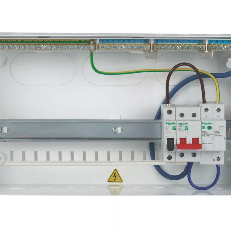 SCHNEIDER ELECTRIC EASY9 COMPACT 18-MODULE 13-WAY PART-POPULATED HIGH INTEGRITY MAIN SWITCH CONSUMER UNIT WITH SPD (276JE)