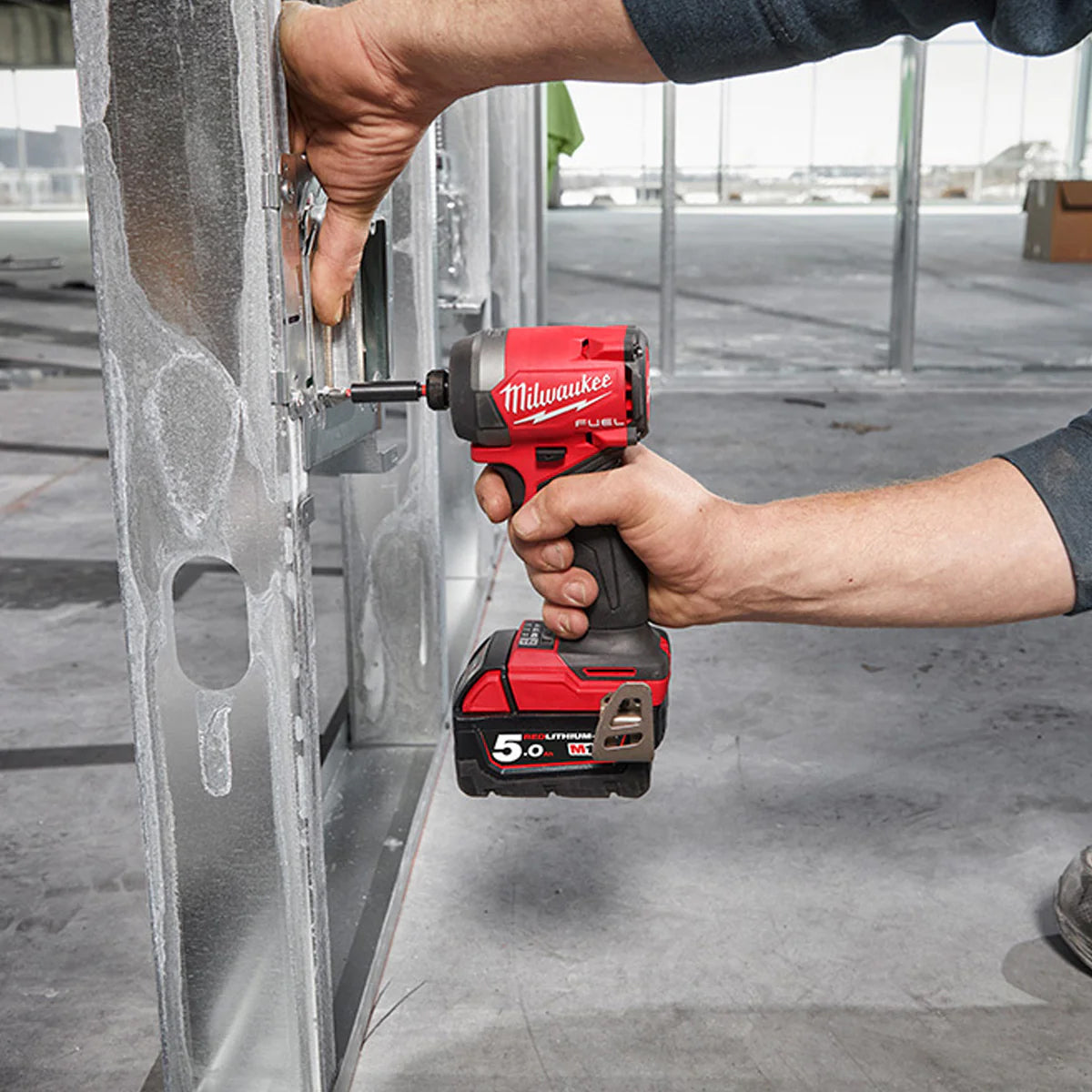 Milwaukee M18FID3-0 18V Fuel Brushless 1/4" Impact Driver with 1 x 5.0Ah Battery, Charger & Bag