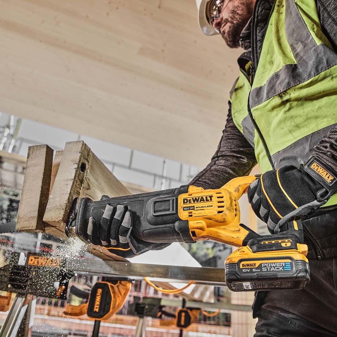 DeWalt DCS386H2T 18V XR Brushless Reciprocating Saw with 2 x 5.0Ah Powerstack Battery, Charger & Case