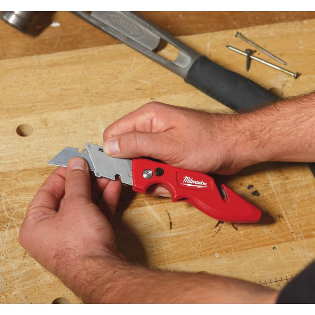 Milwaukee Fastback Flip Utility Knife 4932471357 - SPL