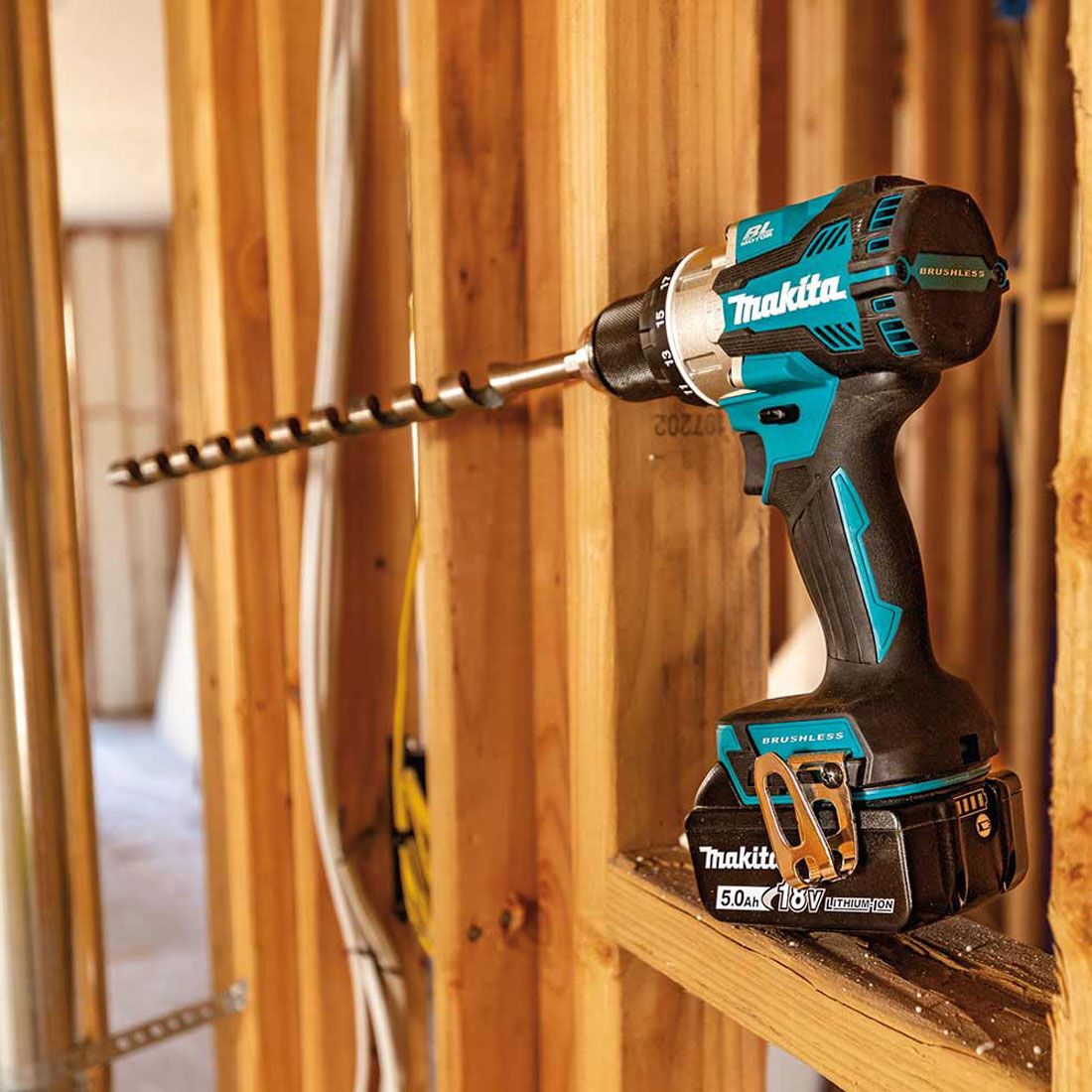 Makita DLX2507MJ 18V Brushless Twin Pack Combi Drill & Impact Driver With 2 x 4.0Ah Battery Charger & Bag