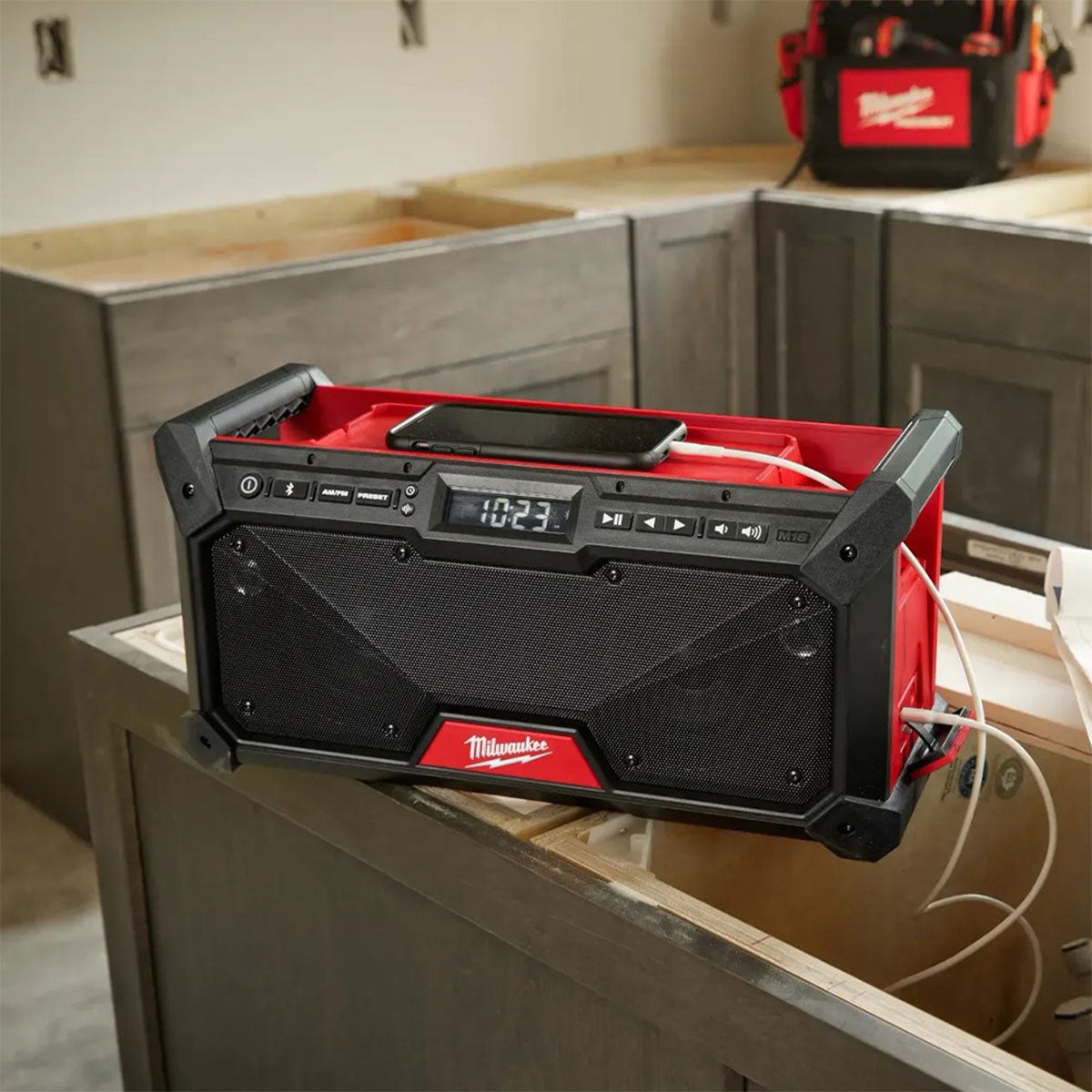 Milwaukee M18RADDAB+G2-0 18V Jobsite Radio DAB+ with 1 x 5.0Ah Battery & Charger