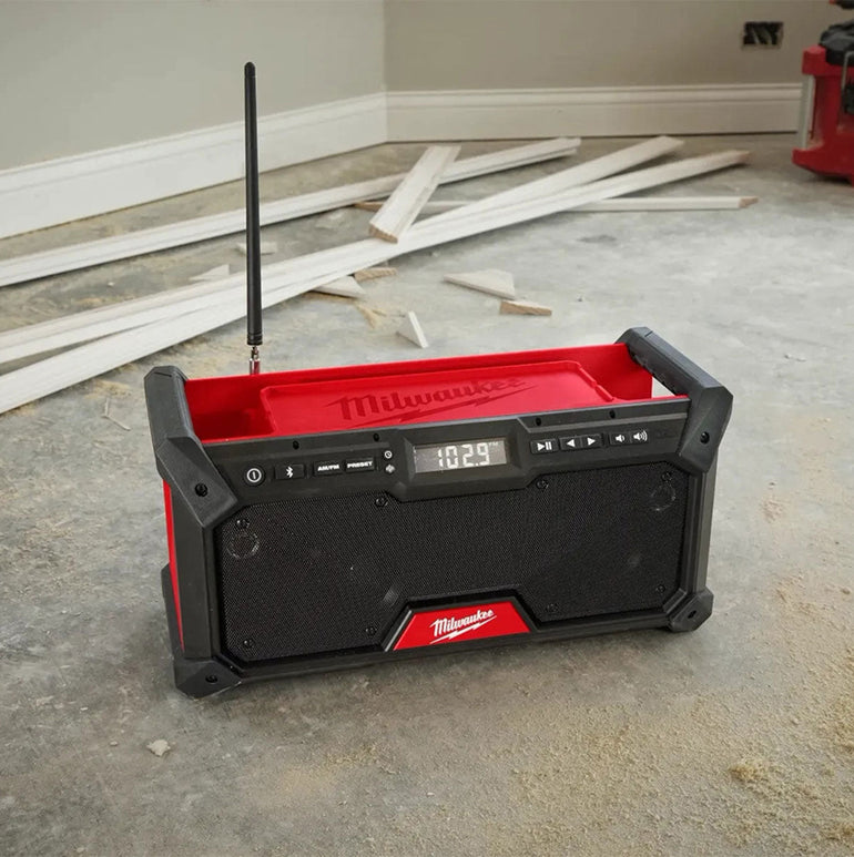 Milwaukee M18RADDAB+G2-0 18V Jobsite Radio DAB+ with 1 x 5.0Ah Battery & Charger