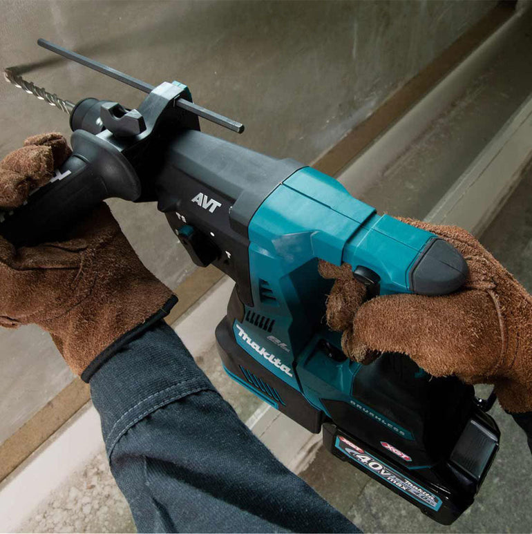 Makita HR004GZ01 40Vmax XGT SDS-PLUS Rotary Hammer Drill With Type 4 Case