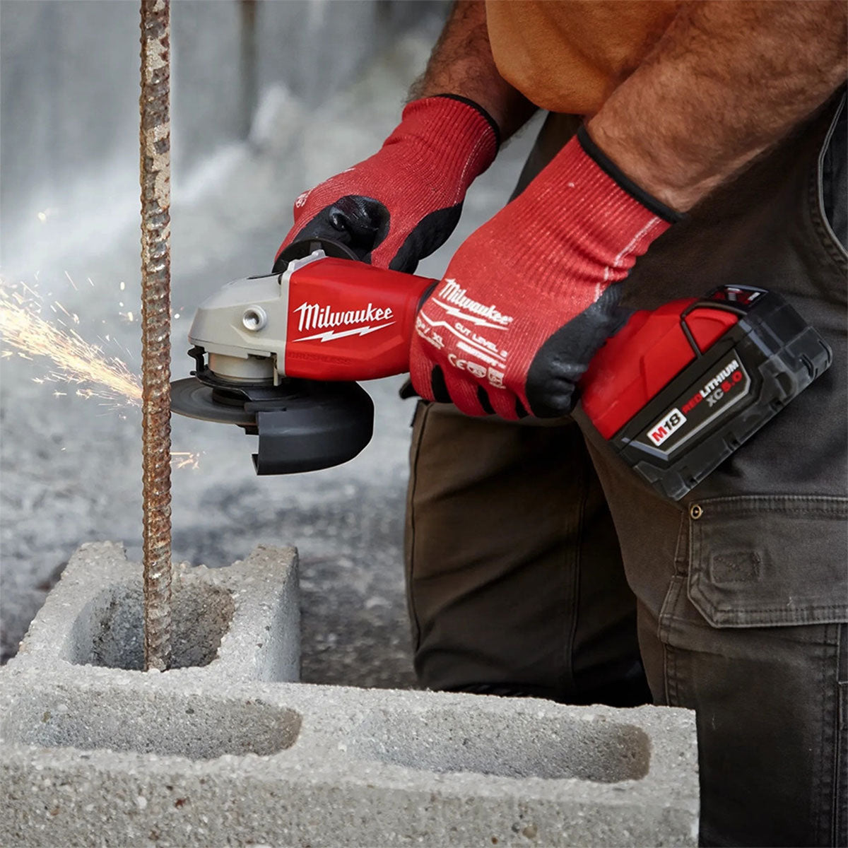 Milwaukee M18BLSAG115XPD-0 18V 115mm Brushless Angle Grinder With Paddle Switch 4933492647