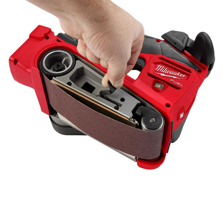 Milwaukee M18FBTS75-0 18V Fuel Brushless 75mm Belt Sander with 1 x 5.0Ah Battery & Charger