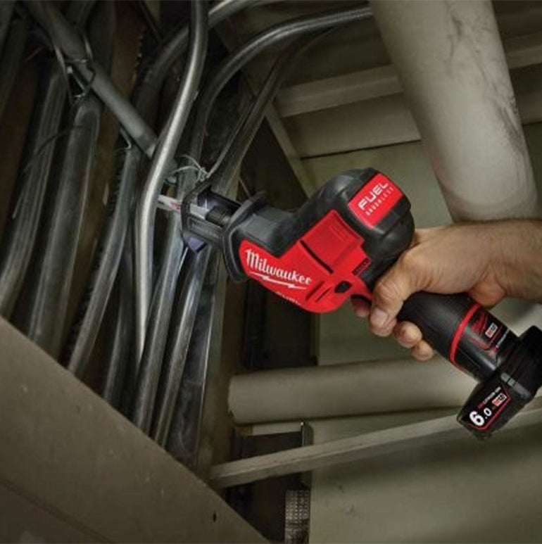 Milwaukee M12CHZ-0 12V Fuel Brushless HackZall Reciprocating Saw with 1 x 2.0Ah Battery & Charger