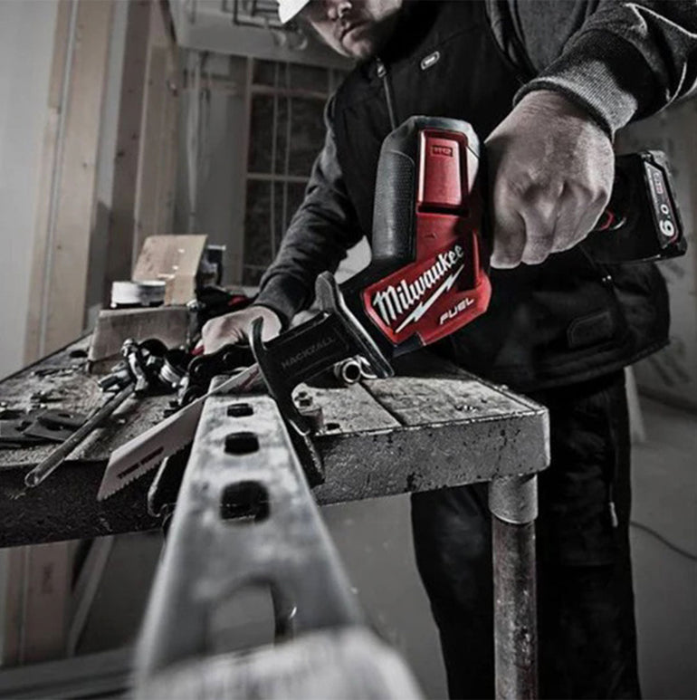 Milwaukee M12CHZ-0 12V Fuel Brushless HackZall Reciprocating Saw with 1 x 2.0Ah Battery & Charger