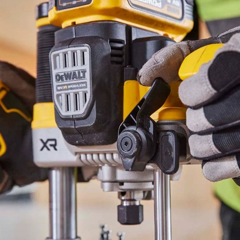 Dewalt DCW620H2-GB 18V XR Brushless 1/2