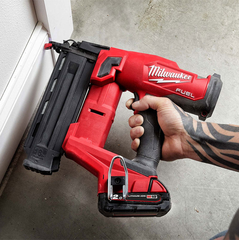 Milwaukee M18FN18GS-202X 18V FUEL Brushless Straight Finish Nailer 18G with 2 x 2.0Ah Battery, Charger & Case 4933471408