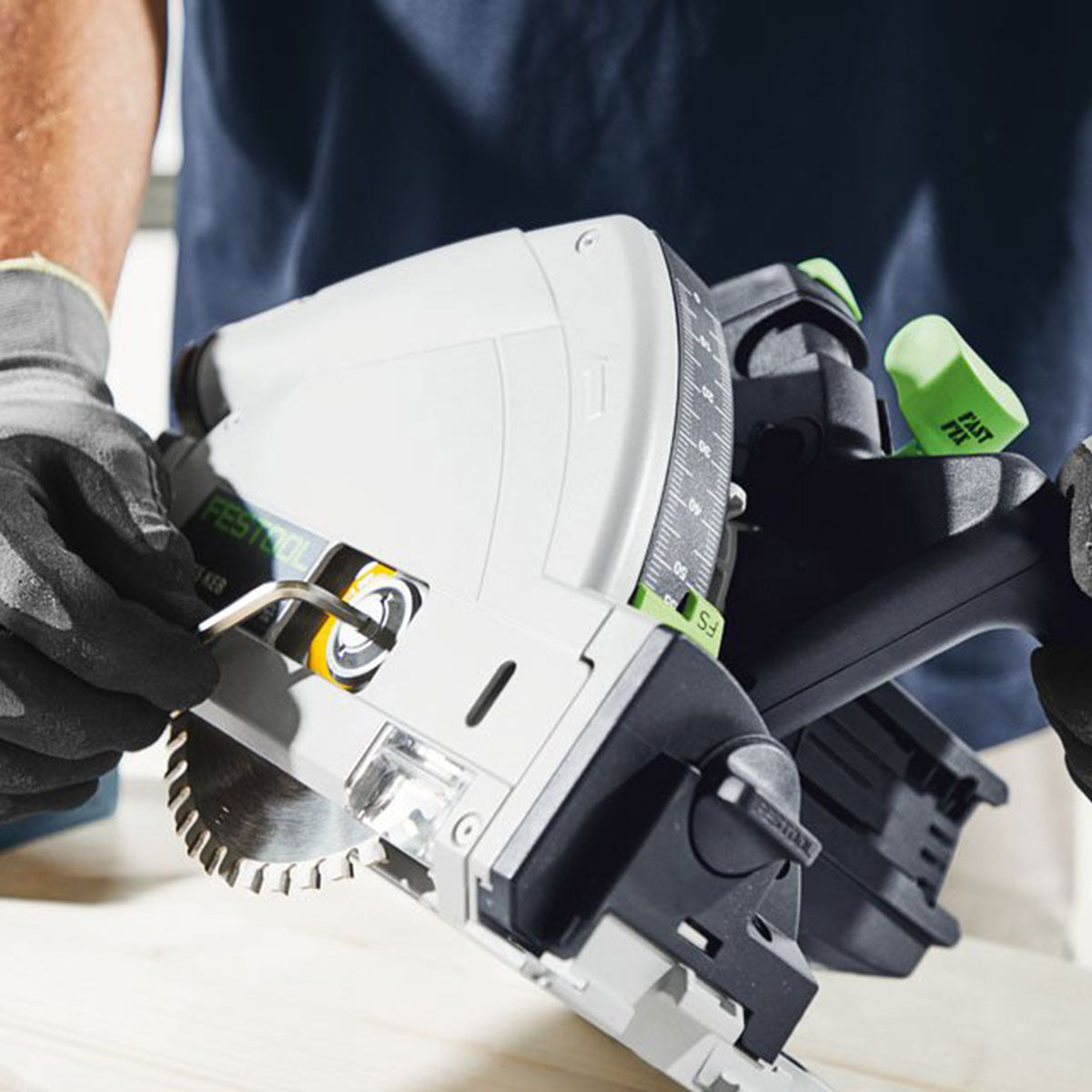 Festool TSC 55 KEB-Basic-5,0 GB 18V Brushless Cordless Plunge Cut Saw With 2 x 5.0Ah Batteries - 577589