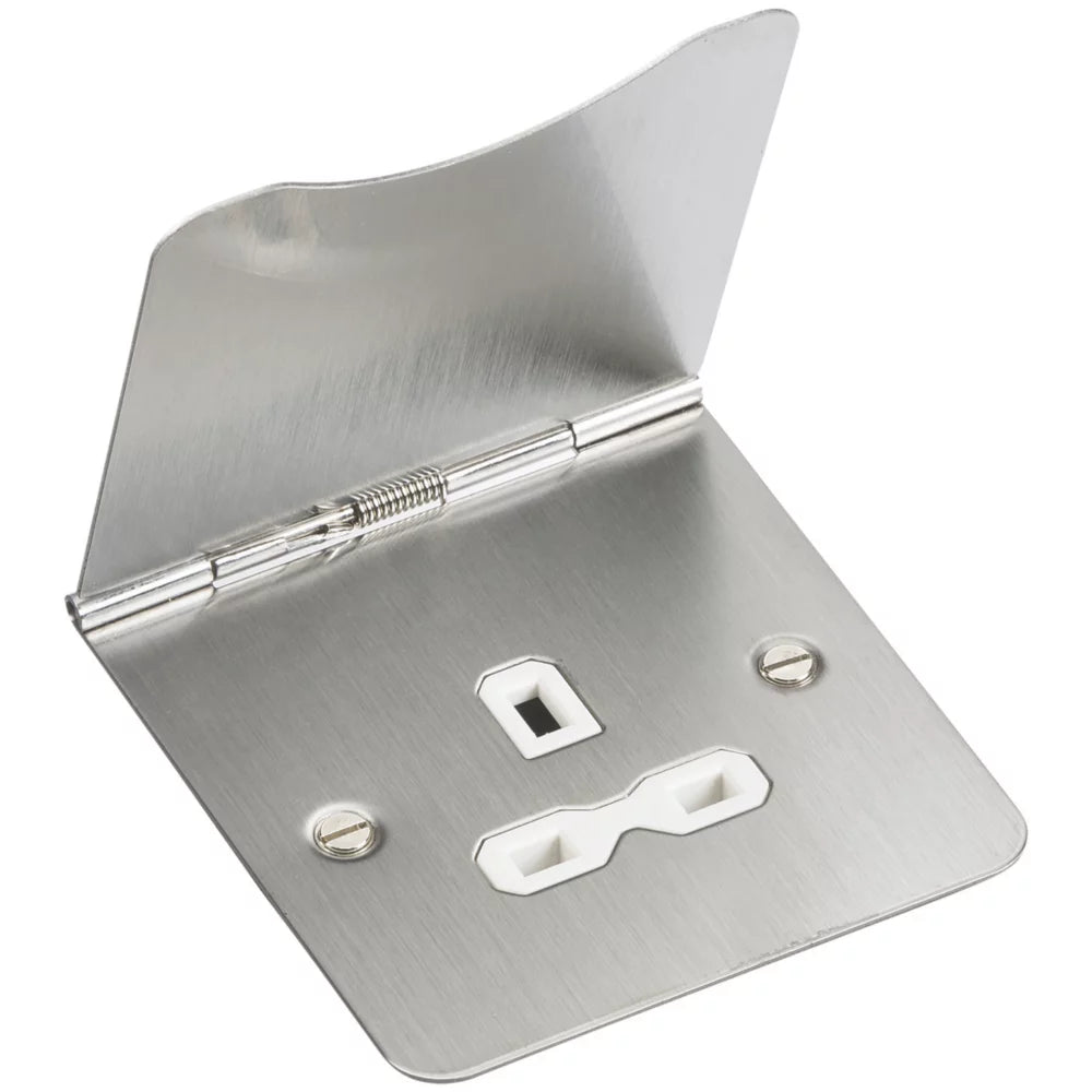 KNIGHTSBRIDGE FPR7UBCW 13A 1-GANG UNSWITCHED FLOOR SOCKET BRUSHED CHROME WITH WHITE INSERTS