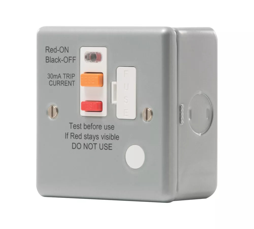 BRITISH GENERAL 13A UNSWITCHED METAL CLAD PASSIVE FUSED SPUR & FLEX OUTLET WITH WHITE INSERTS
