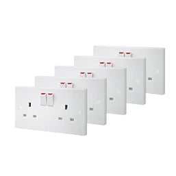 BRITISH GENERAL 900 SERIES 13A 2-GANG SP SWITCHED PLUG SOCKET WHITE 5 PACK (48563)