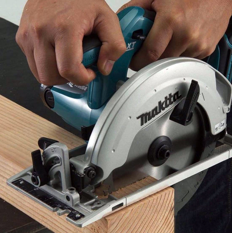 Makita DSS611Z 18V 165mm Circular Saw With Mak Case Type 3 & Tray