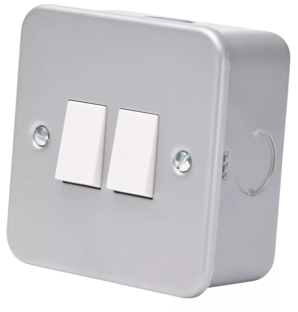 10AX 2-GANG 2-WAY METAL CLAD SWITCH WITH WHITE INSERTS