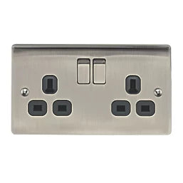 BRITISH GENERAL NEXUS METAL 13A 2-GANG DP SWITCHED PLUG SOCKET ANTIQUE BRASS WITH BLACK INSERTS (46623)