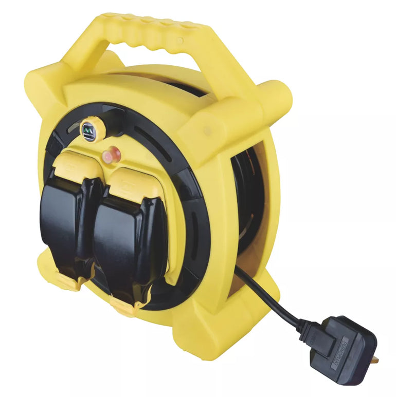 MASTERPLUG HLP2013/2IP-MP 13A 2-GANG 20M CABLE REEL 240V