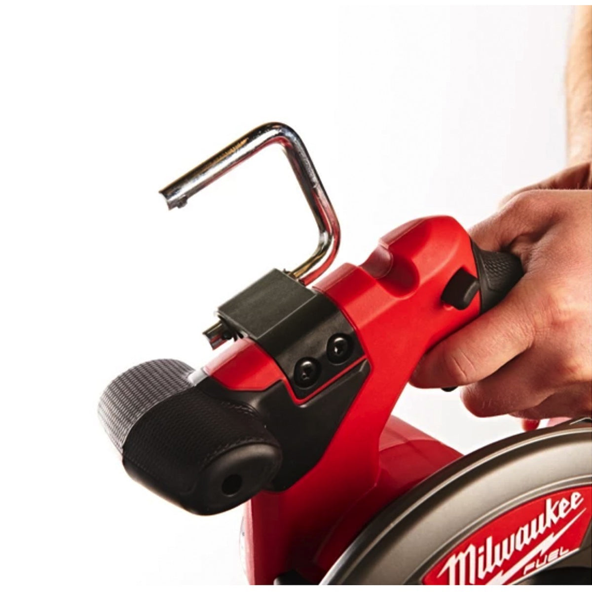 Milwaukee M18CCS55-0 18V M18 Fuel Brushless 165mm Circular Saw with 1 x 5.5Ah Battery & Charger