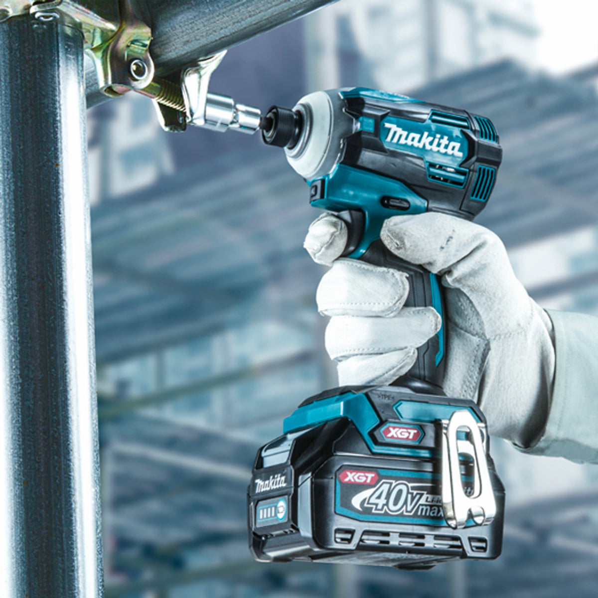 Makita DK0114G202 40VMax XGT Brushless Combi Drill & Impact Driver Combo Kit With 2 x 2.5Ah Batteries, Charger In Bag