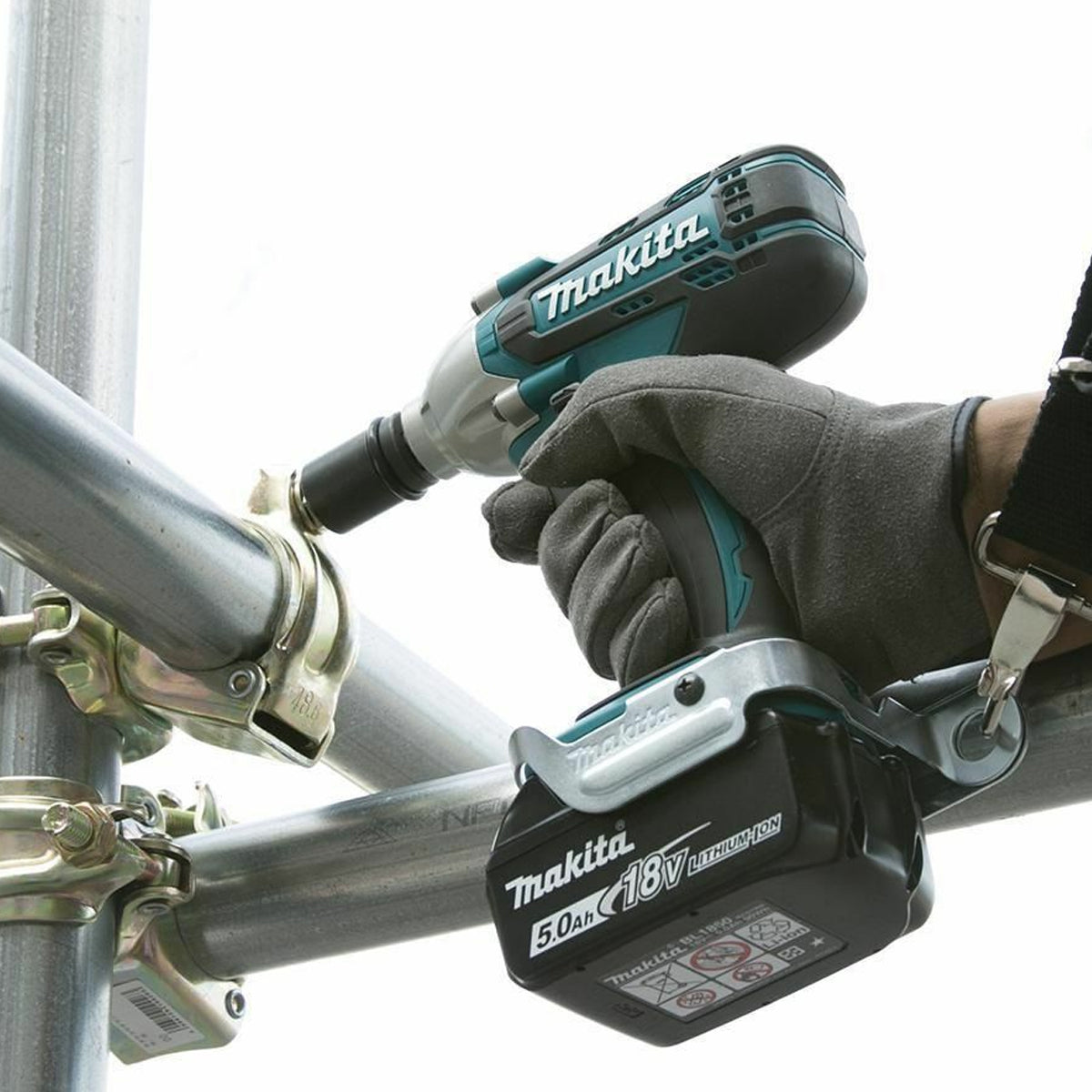 Makita DTW190Z 18V 1/2" Square Impact Wrench With 1 x 5.0Ah Battery