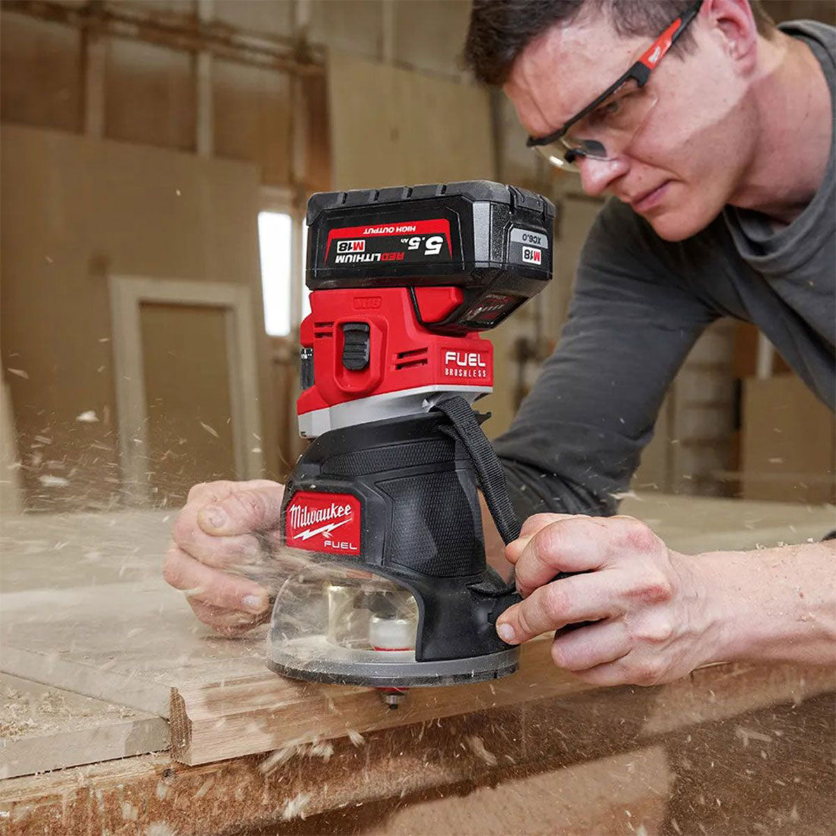 Milwaukee 18V M18FR12-0 FUEL Brushless 1/2" Router Cutter with 2 x 5.0Ah Battery & Charger