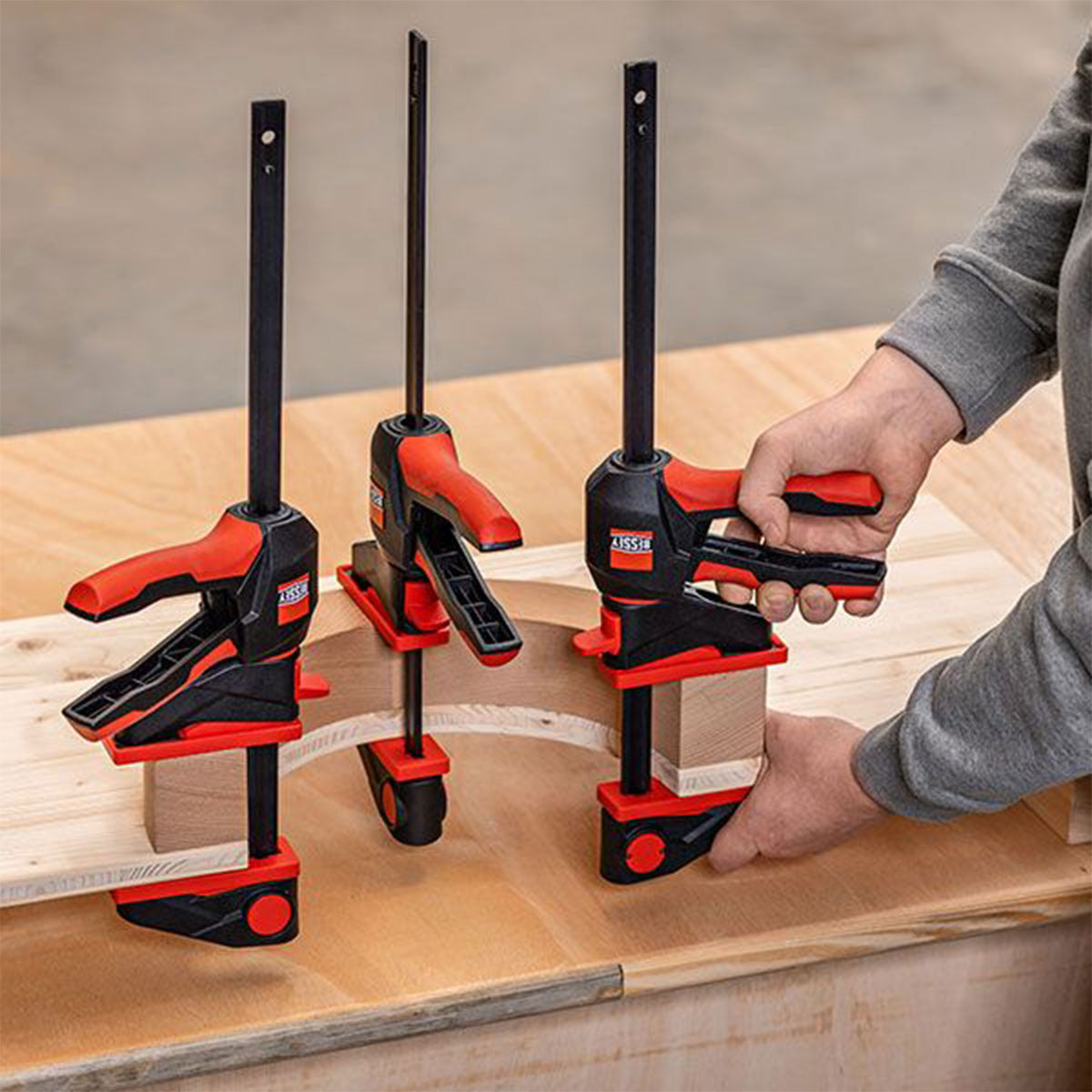 Bessey EZ360-60 One Handed Clamp & DBKPH-EU Folding Utility Knife Set EZ360SET-A