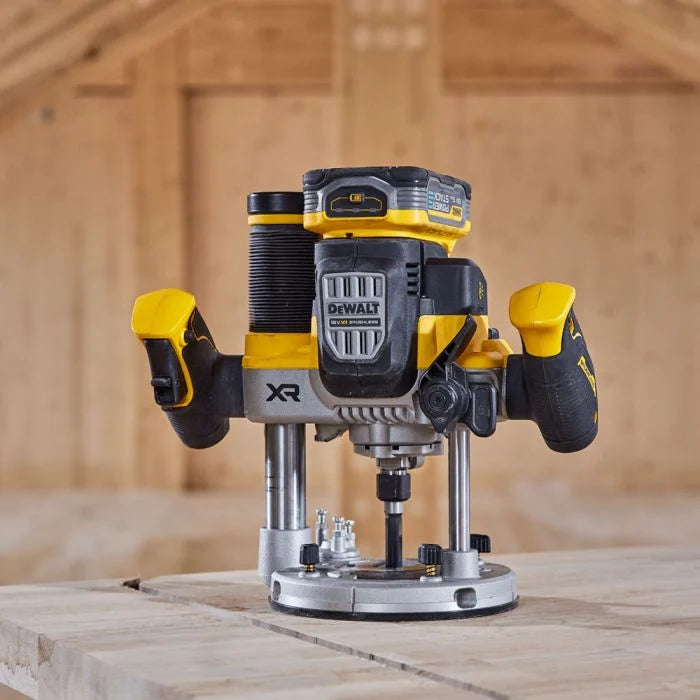 DeWalt DCW620NT-XJ 18v XR Cordless Brushless 1/2" Plunge Router Body Only