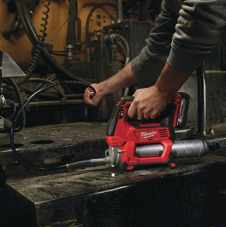 Milwaukee M18GG-0 18V M18 Cordless Grease Gun Body only 4933440493