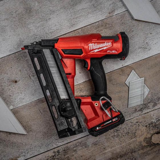 MILWAUKEE M18 FUEL FN16GA-0X 18V 16 GAUGE ANGLED FINISH NAILER BODY ONLY